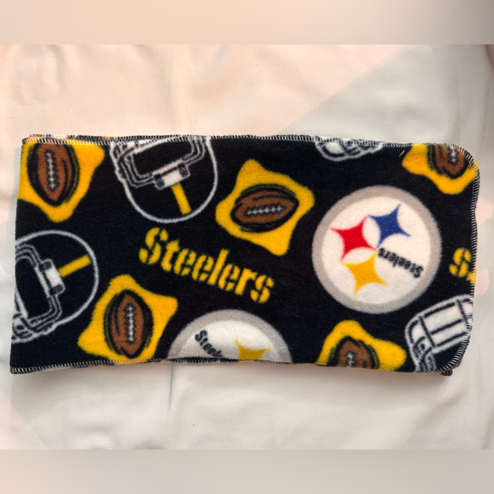 Source Unknown Black & Gold Pittsburgh Steelers Fleece Scarf